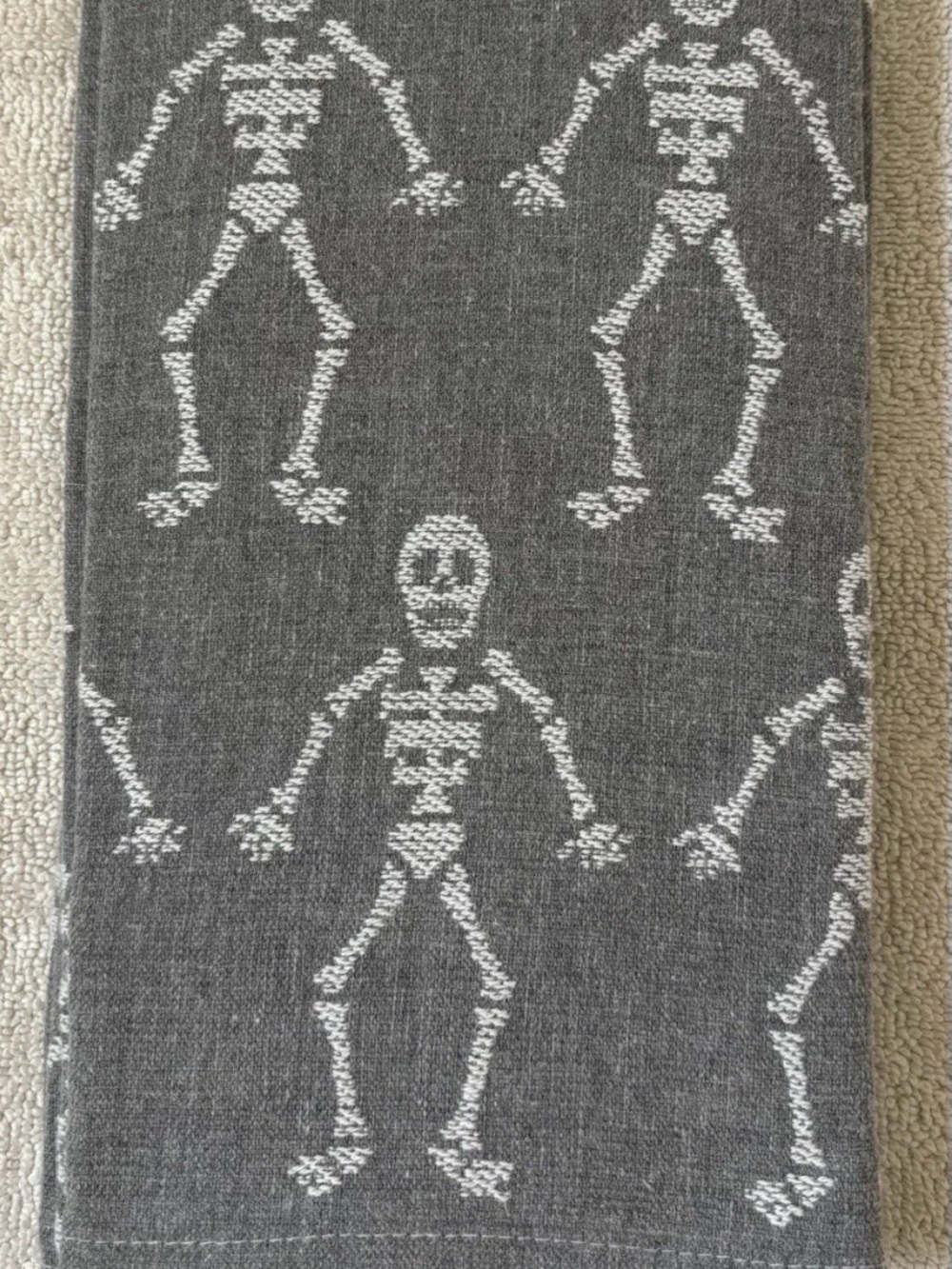 Cupcakes and Cashmere Set of 2 Kitchen Towels Gray & White Skeletons